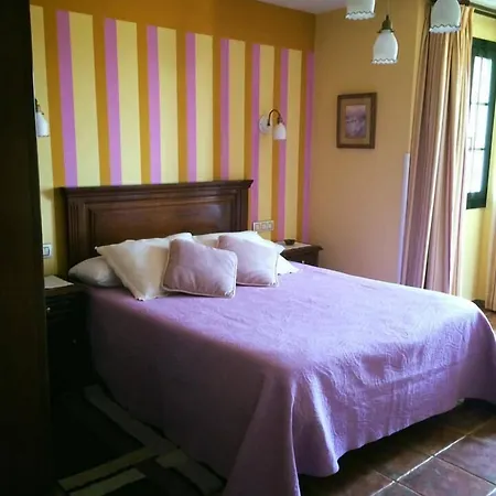 Rural La Figar 3* Argüero